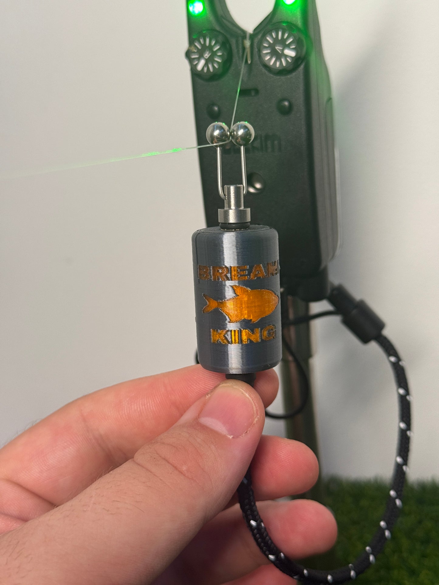Limited Edition LED Powered Flashing Titanium Effect Bream King Carp Fishing Bobbins
