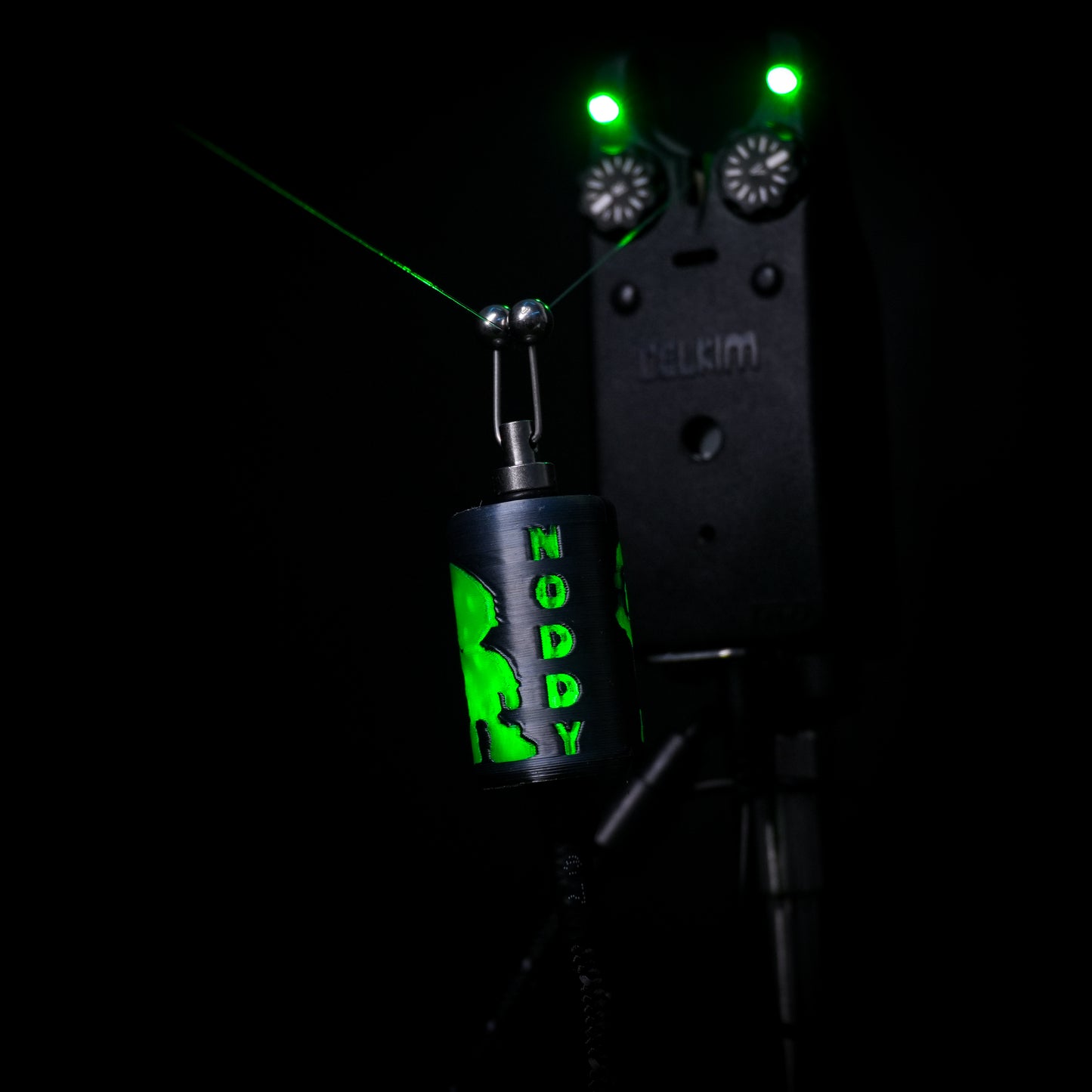 LED Powered Flashing V2 Titanium Effect Noddy Carp Fishing Bobbins