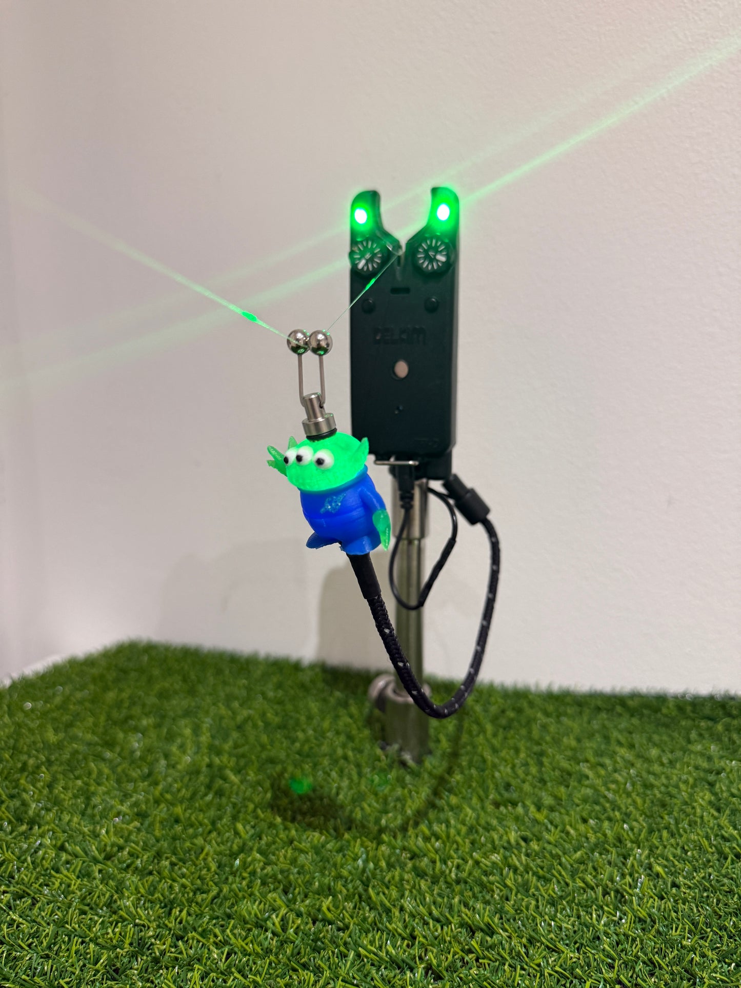 LED Powered Flashing Alien Carp Fishing Bobbins