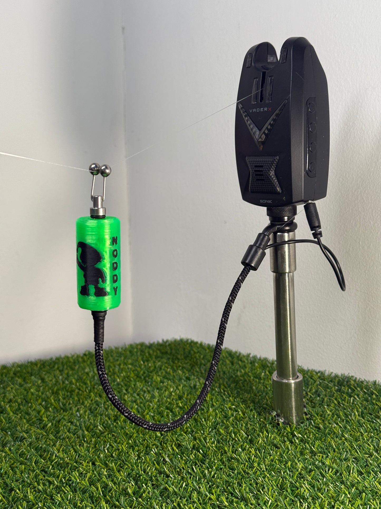 LED Powered Flashing Neon Green Noddy Carp Fishing Bobbins
