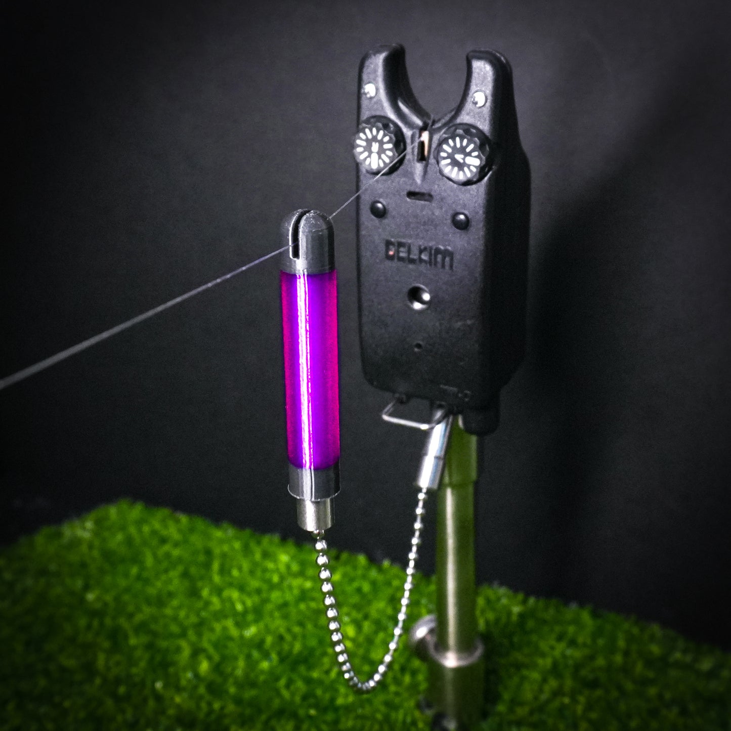 Tackletek Purple Stickz Carp Fishing Bobbins Metal Clips Bite Indicators