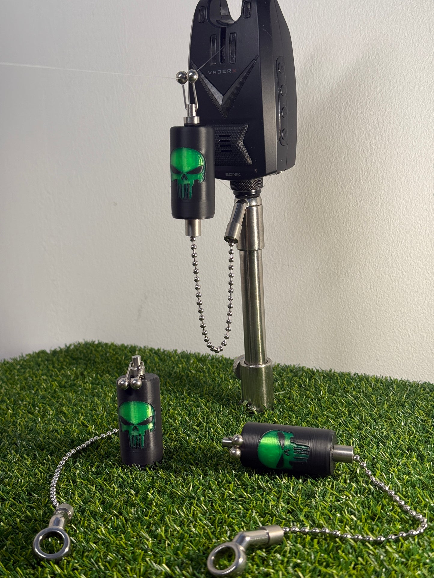 Glow In The Dark Custom Punisher Carp Fishing Bobbins Metal Clips Bite Indicators