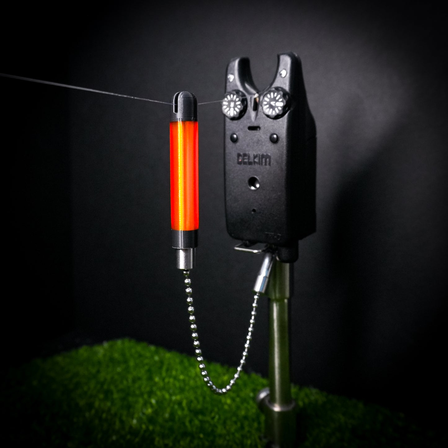 Tackletek Red Stickz Carp Fishing Bobbins Metal Clips Bite Indicators