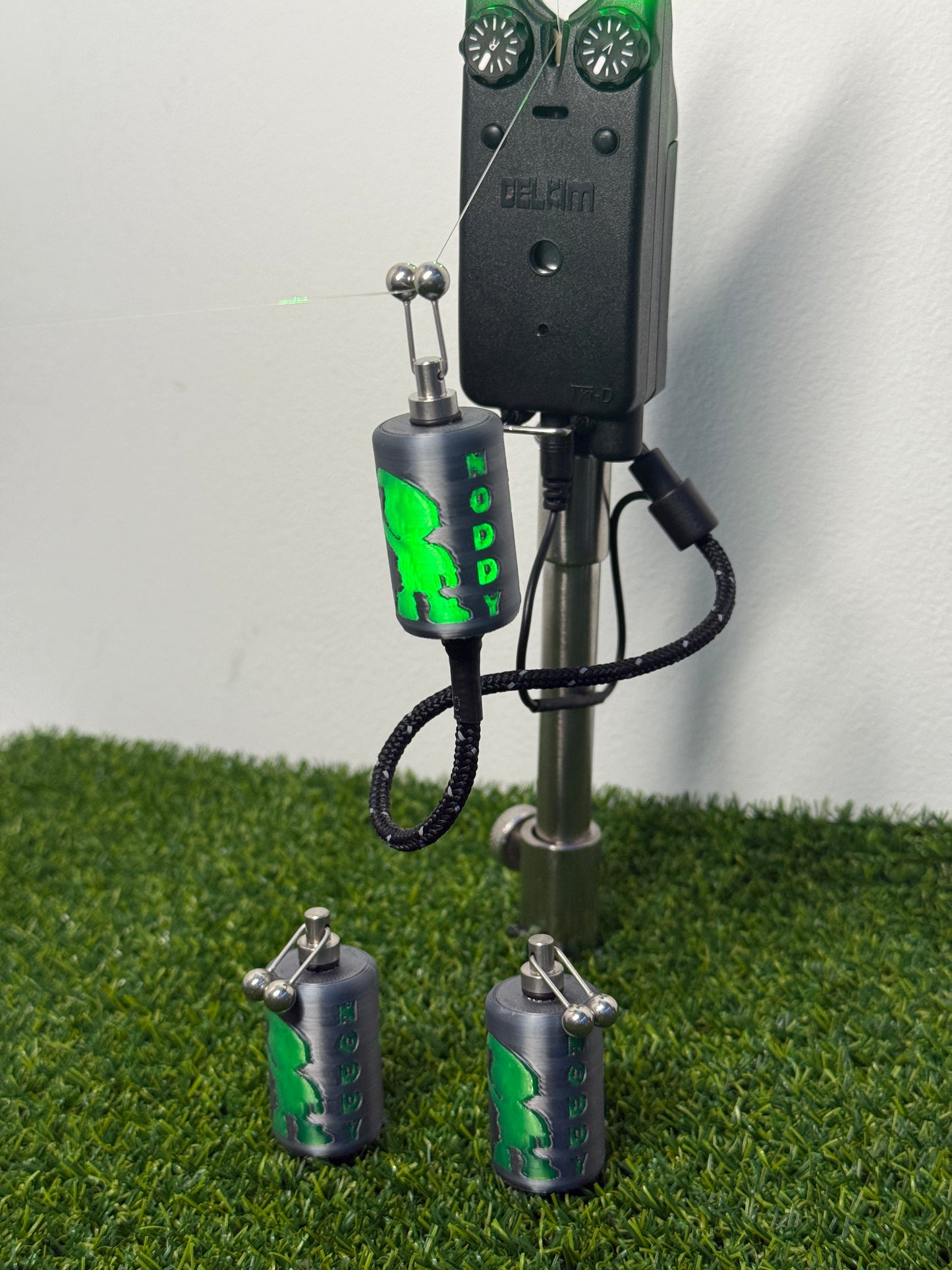 LED Powered Flashing V2 Titanium Effect Noddy Carp Fishing Bobbins