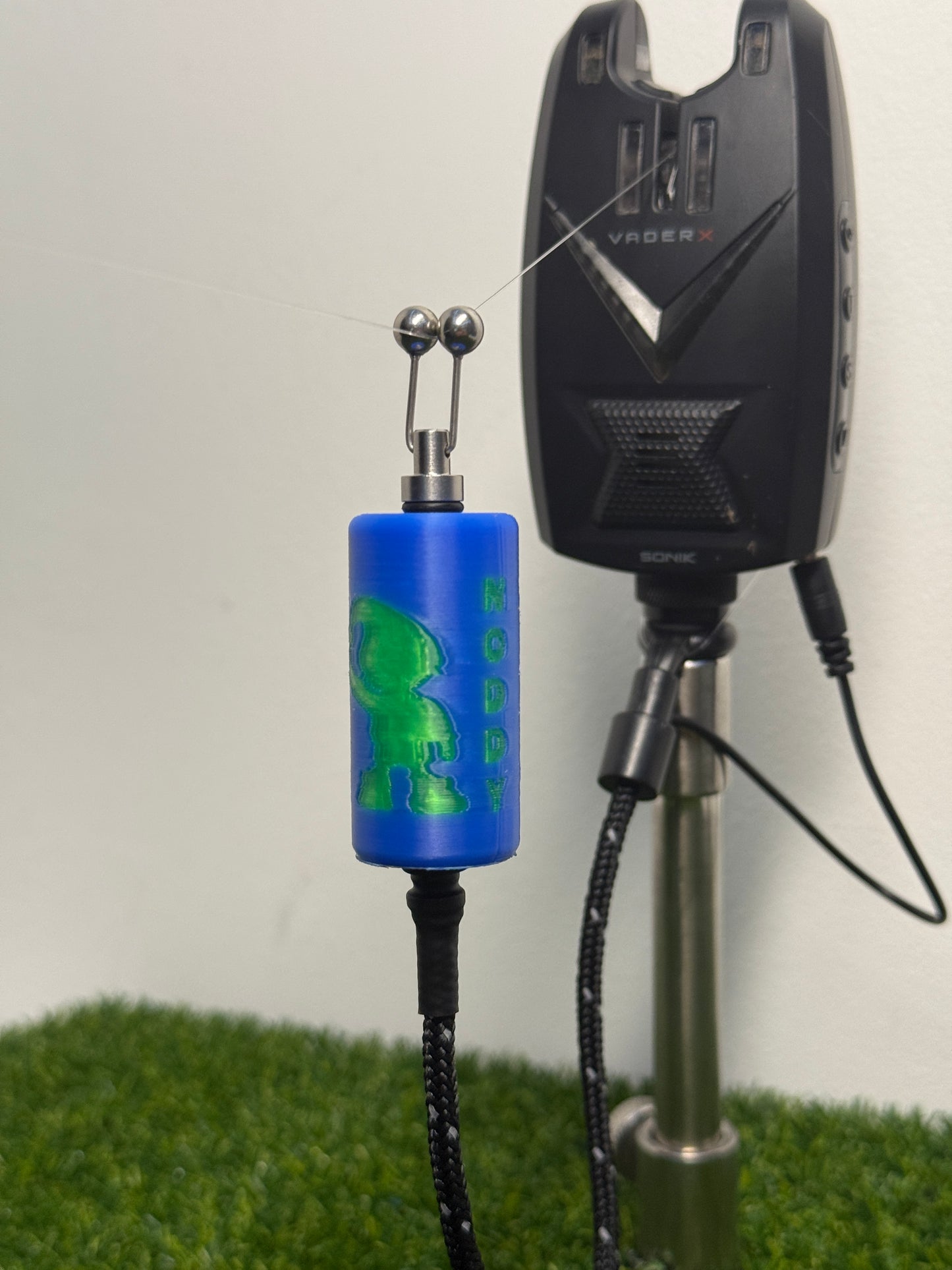 LED Powered Flashing Blue Noddy Carp Fishing Bobbins