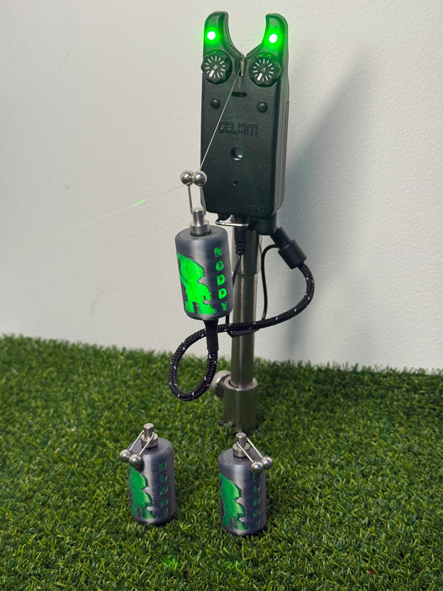 LED Powered Flashing V2 Titanium Effect Noddy Carp Fishing Bobbins