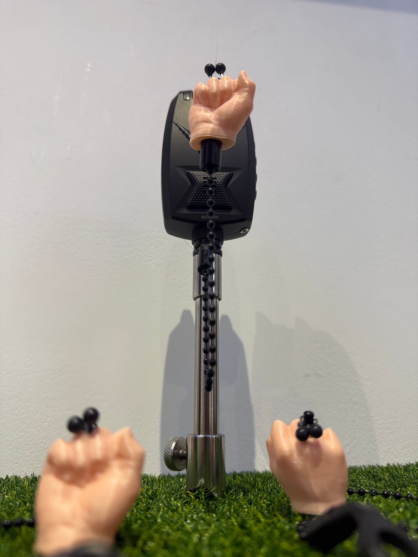 Custom Fist Carp Fishing Bobbins Metal Clips Bite Indicators