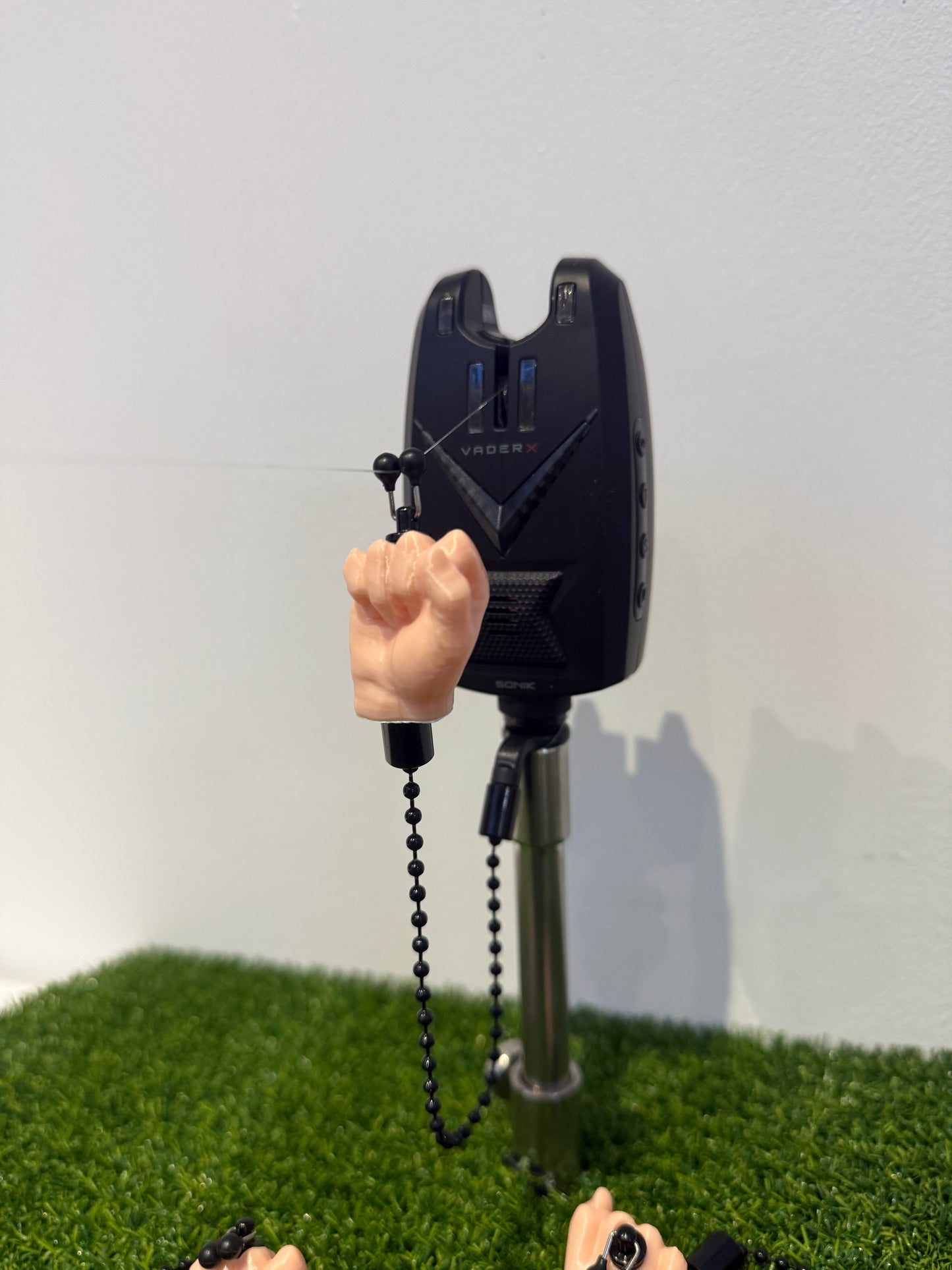 Custom Fist Carp Fishing Bobbins Metal Clips Bite Indicators