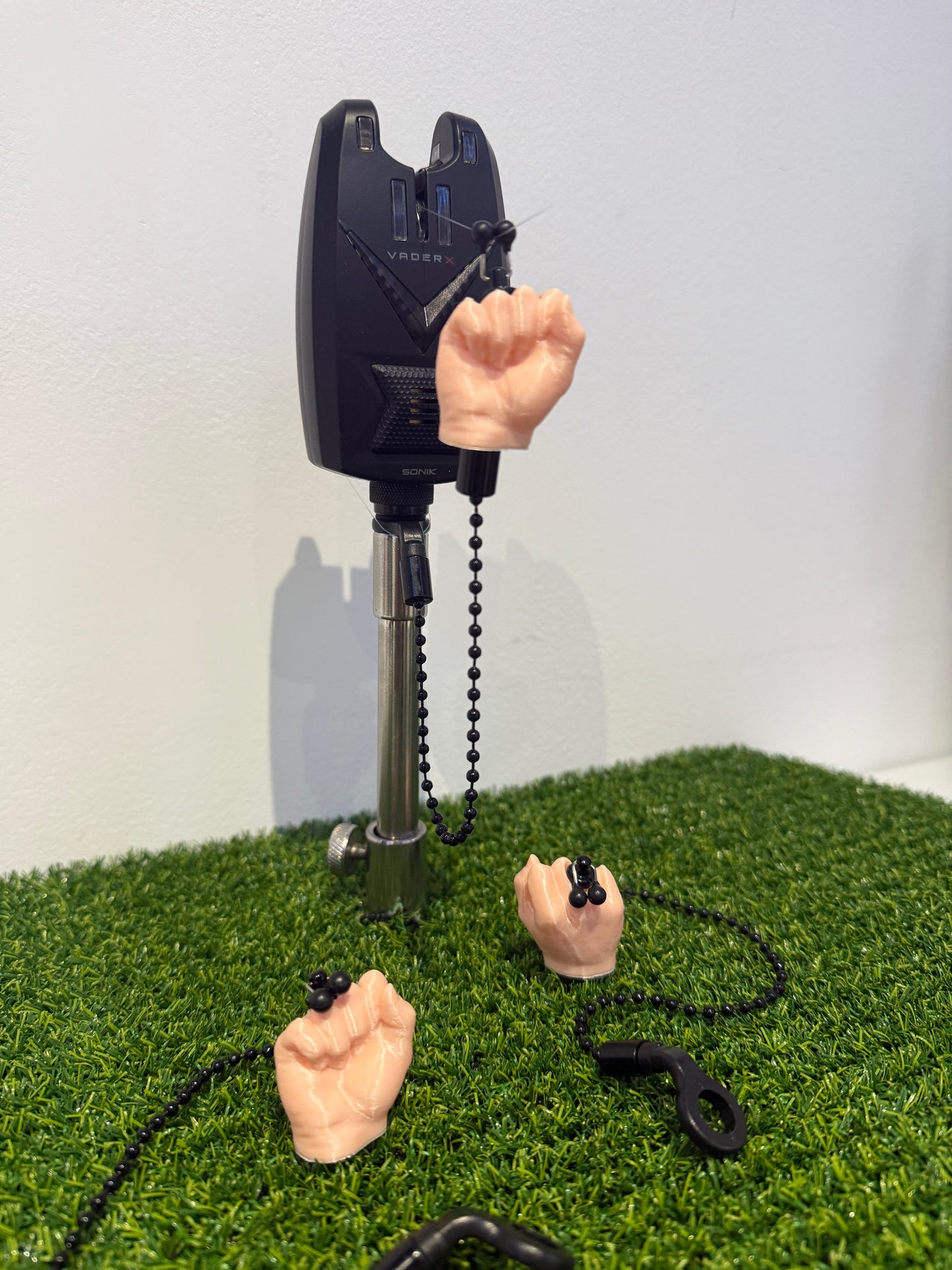 Custom Fist Carp Fishing Bobbins Metal Clips Bite Indicators