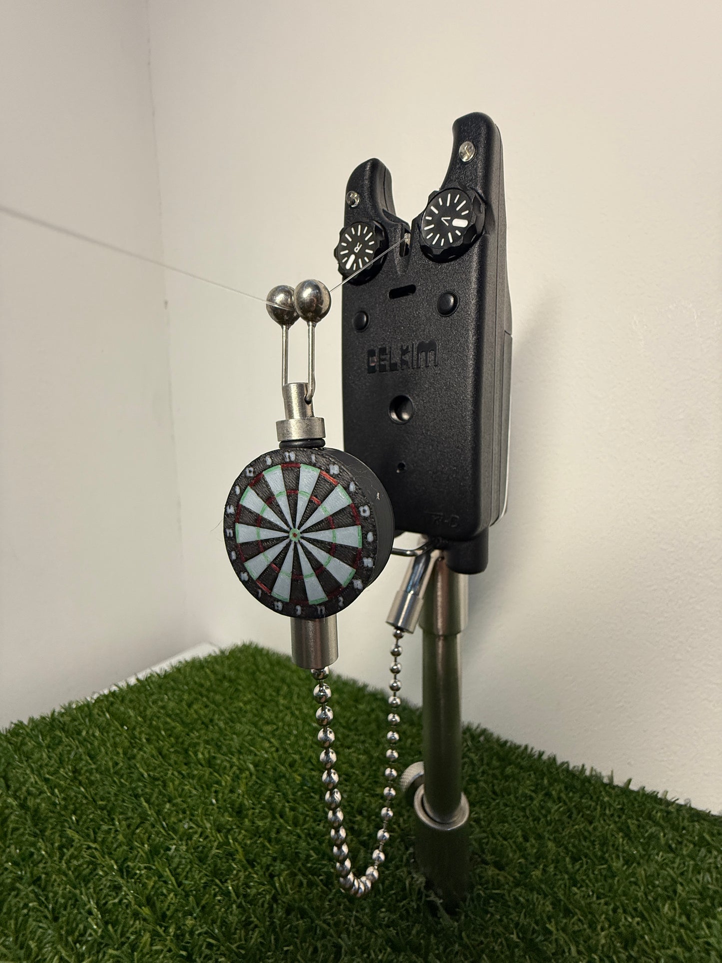 Custom Dart Board Carp Fishing Bobbins Metal Clips Bite Indicators