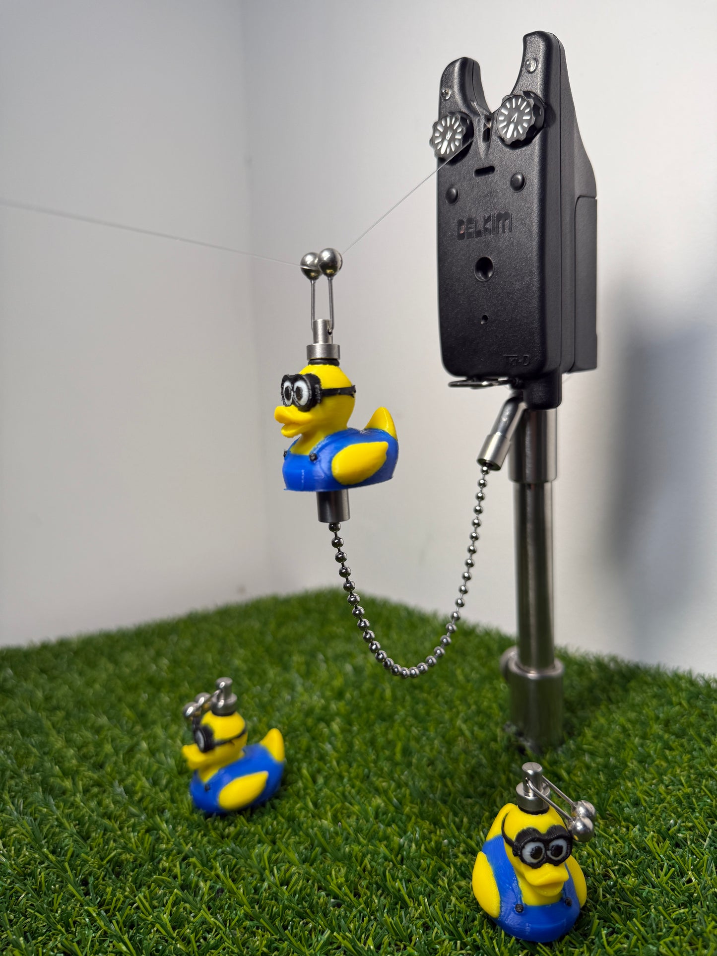 Custom Minion Rubber Ducks Carp Fishing Bobbins Metal Clips Bite Indicators