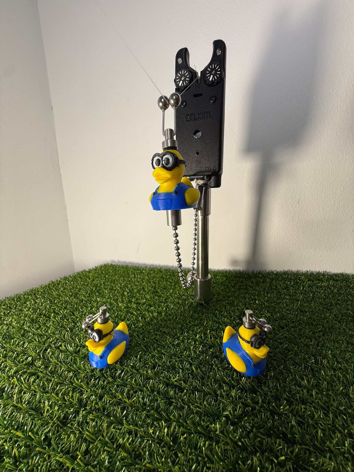 Custom Minion Rubber Ducks Carp Fishing Bobbins Metal Clips Bite Indicators
