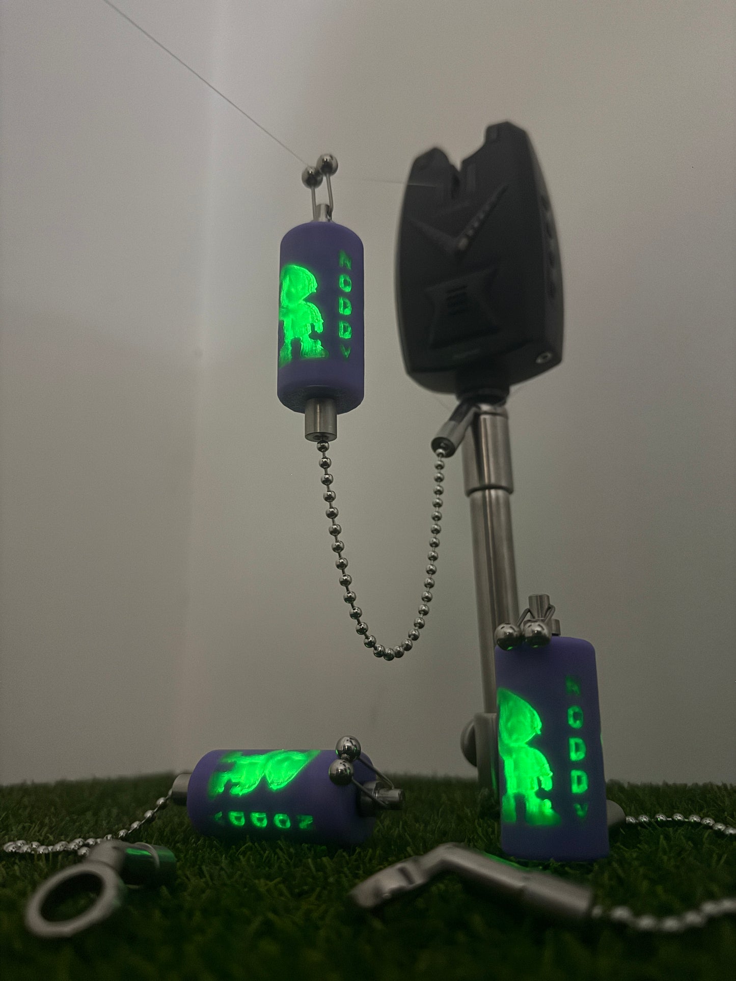 Glow In The Dark Custom Purple Noddy Carp Stainless Steel Carp Fishing Bobbins