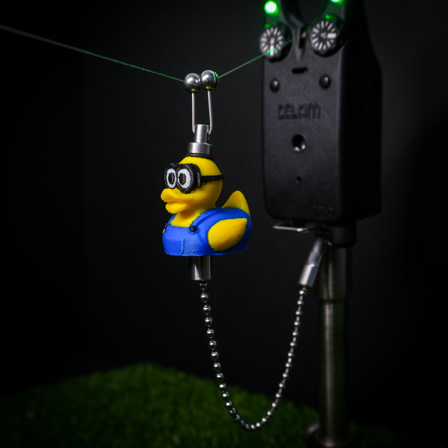 Custom Minion Rubber Ducks Carp Fishing Bobbins Metal Clips Bite Indicators