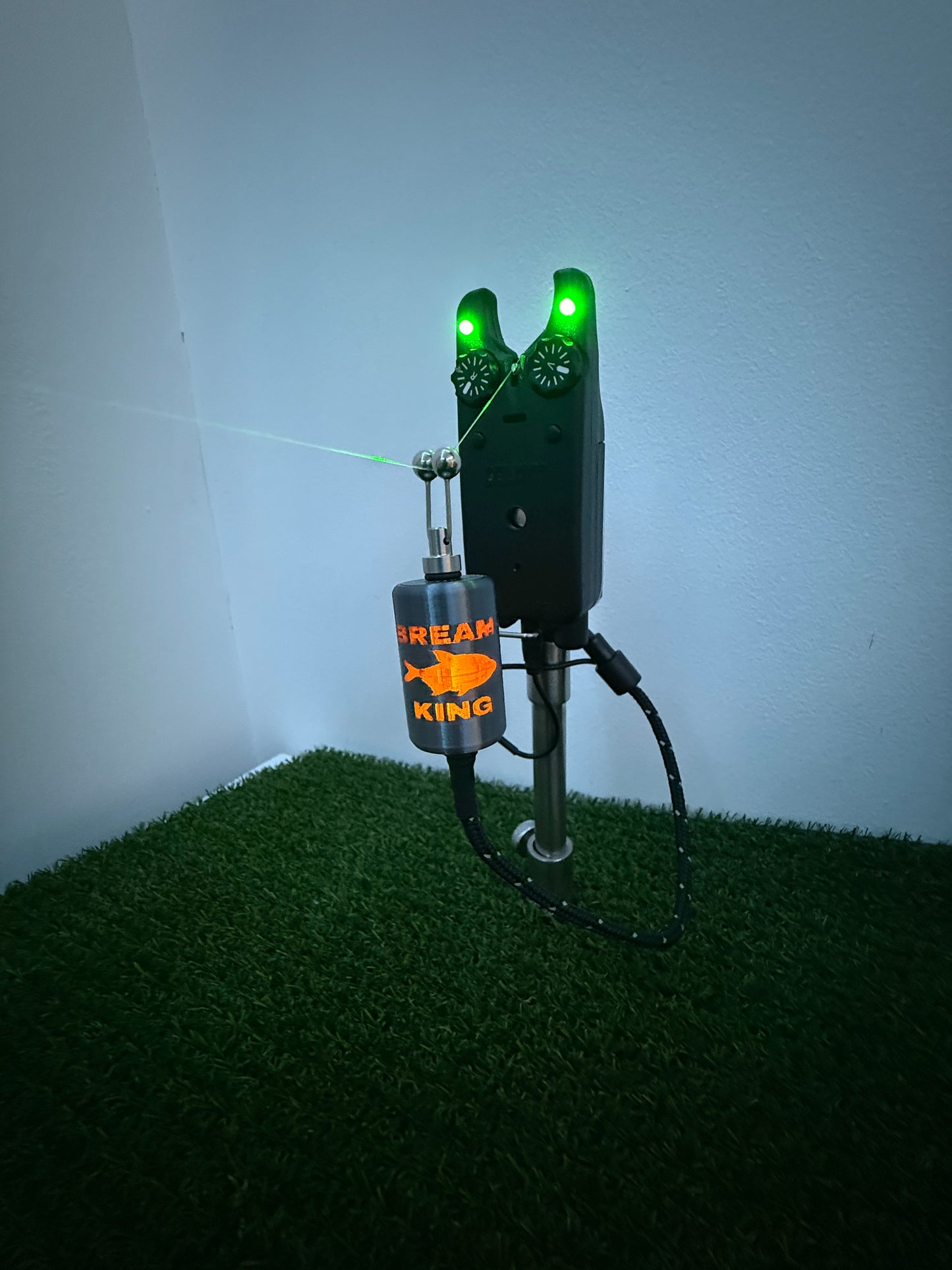 Limited Edition LED Powered Flashing Titanium Effect Bream King Carp Fishing Bobbins