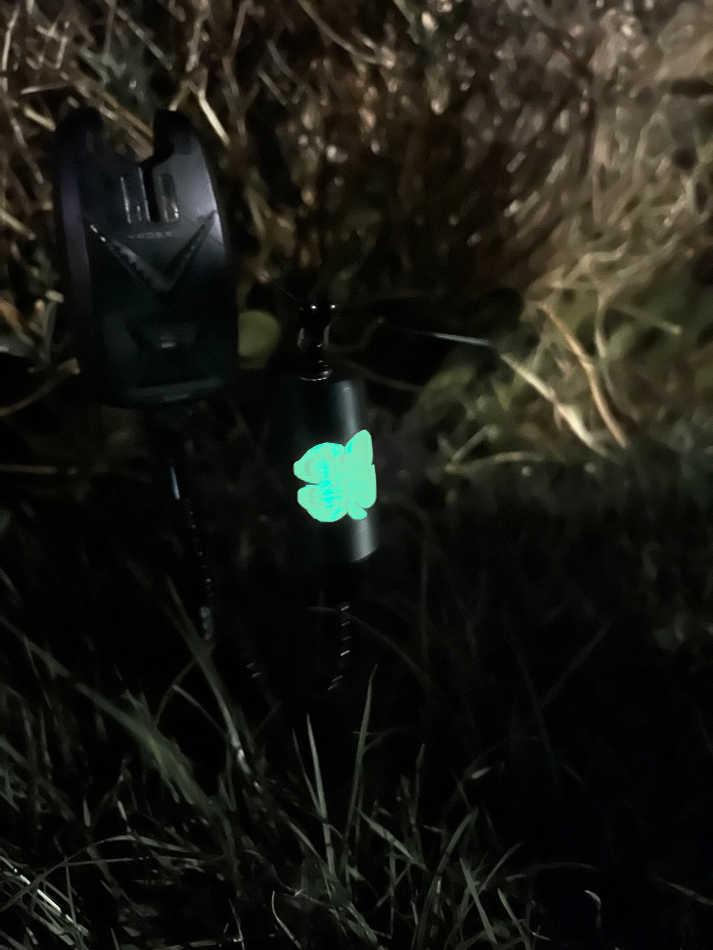 Glow In The Dark Custom Shamrock Carp Fishing Bobbins Metal Clips Bite Indicators