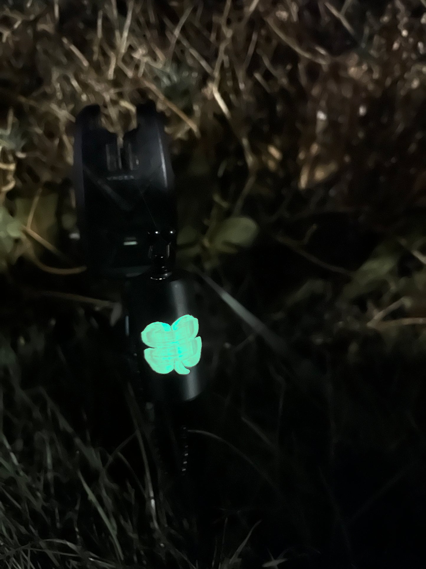 Glow In The Dark Custom Shamrock Carp Fishing Bobbins Metal Clips Bite Indicators